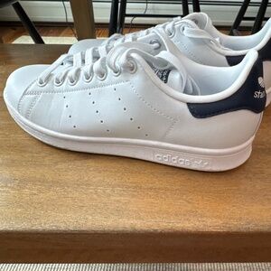 ADIDAS Stan Smith women’s sneakers.